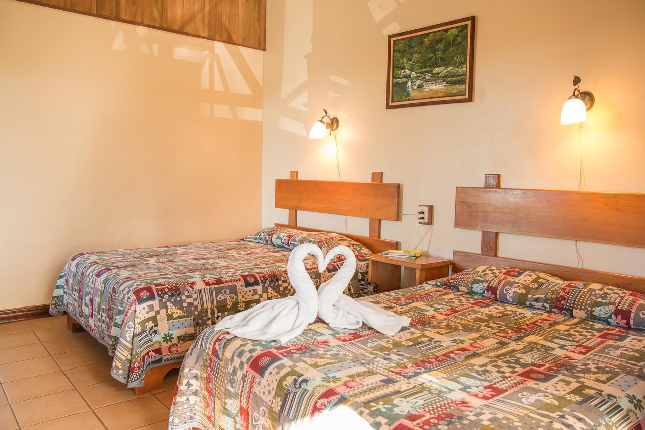 Hotel Bijagua Fortuna Екстериор снимка