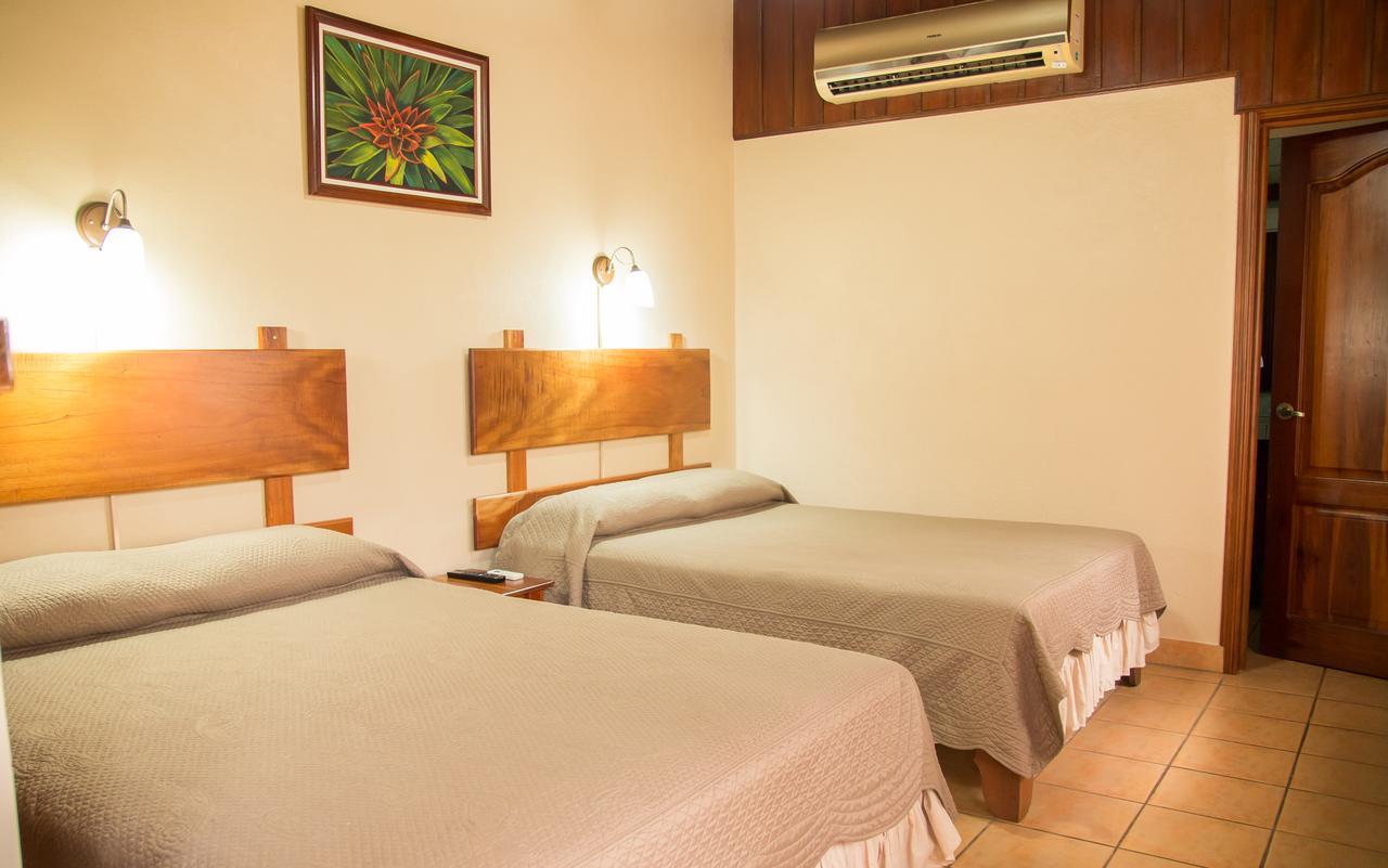 Hotel Bijagua Fortuna Екстериор снимка