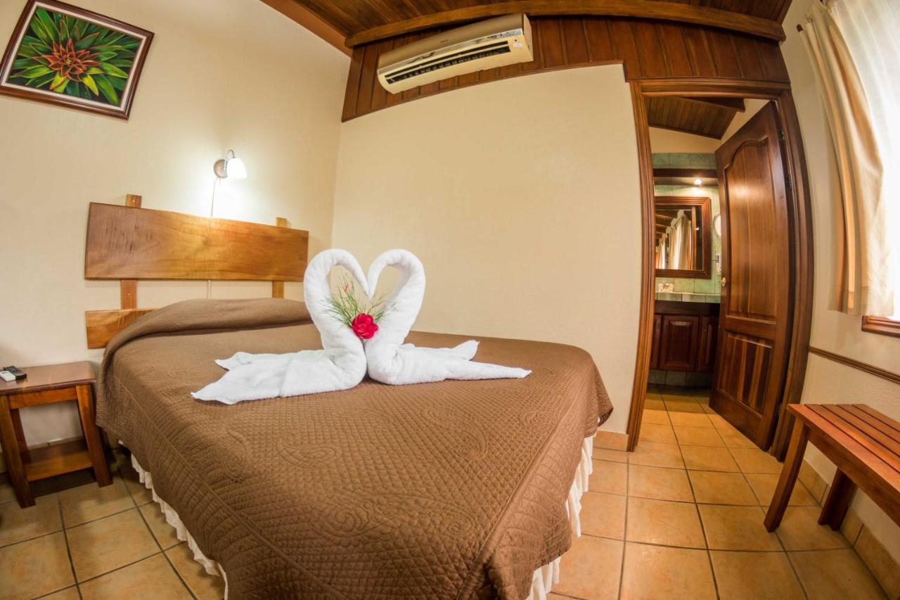 Hotel Bijagua Fortuna Екстериор снимка